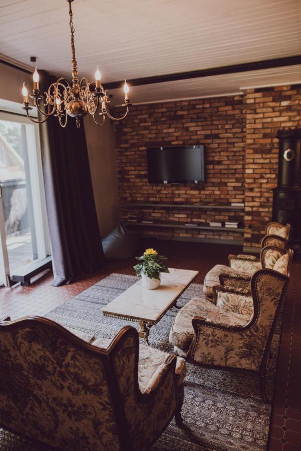 Saha Kluba Apartamenti Кулдига Экстерьер фото