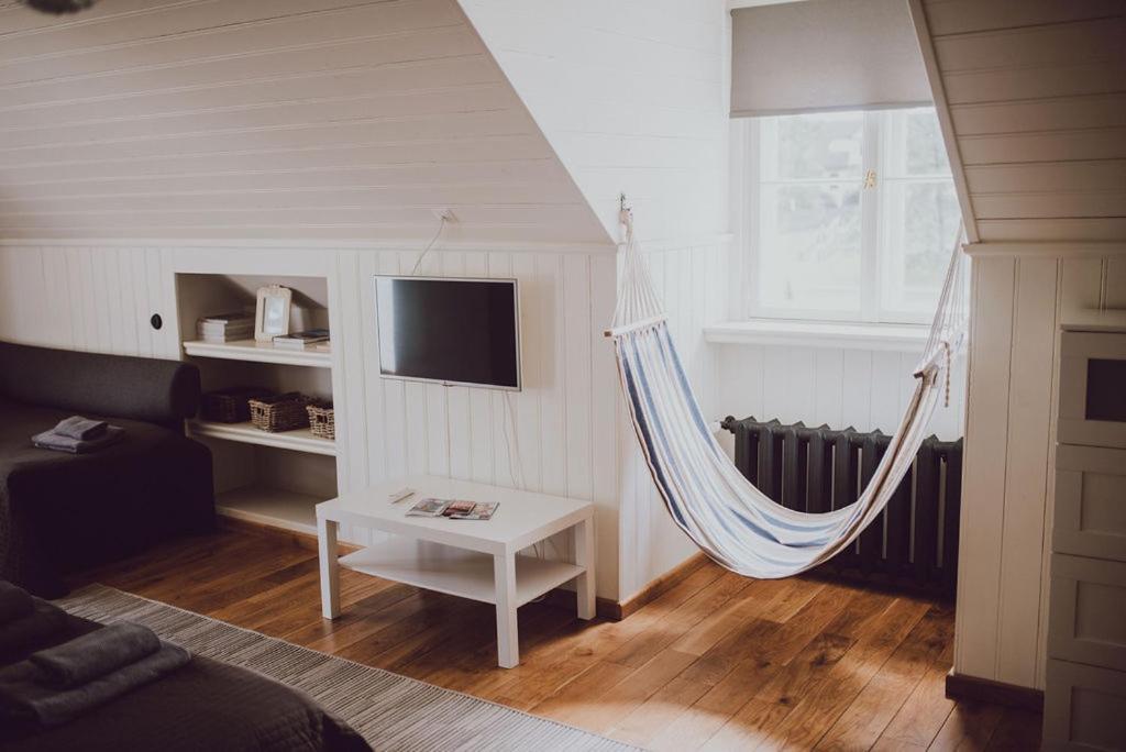 Saha Kluba Apartamenti Кулдига Экстерьер фото