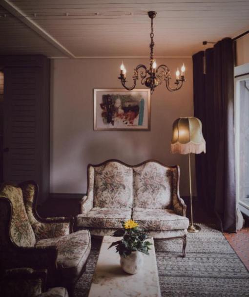 Saha Kluba Apartamenti Кулдига Экстерьер фото